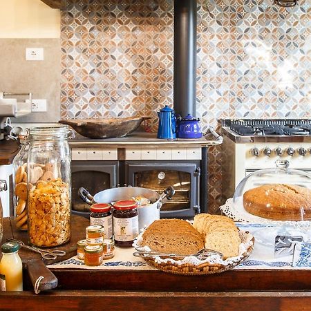 산타르칸젤로 디 로마냐 Il Pettirosso B&B 외부 사진